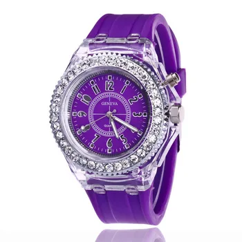 2019 Naujas paprastas odinis Prekės Ženevos Atsitiktinis Kvarco Žiūrėti Moterų Kristalų Silikoniniai Laikrodžiai Relogio Feminino elegantiškas moteris laikrodis