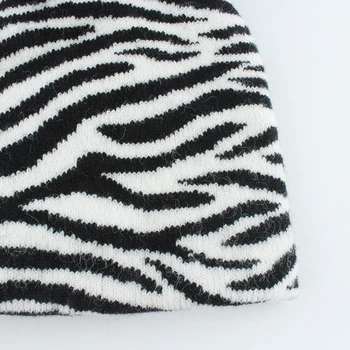2020 Mados Zebras Dryžuotas Beanies Moterų Žiemą Šilta Megzta Vilnos Skrybėlę Tėvų-Vaikų Tikro Kailio Pompom Bžūp