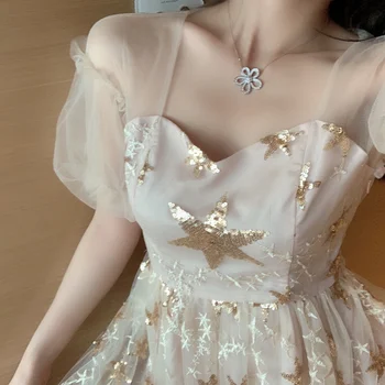 2020 Naujas Vasaros china siuvinėjimo tinklelio suknelė moteris abrikosų sluoksniuotos rankovėmis V-kaklo star modelis mini suknelė moterų atsitiktinis mados
