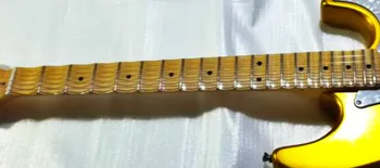 Aukščiausios kokybės FP-ST1035 aukso spalvos kieto kūno balta pickguard banga klevas fretboard didelis headstock elektrinė gitara, Nemokamas pristatymas