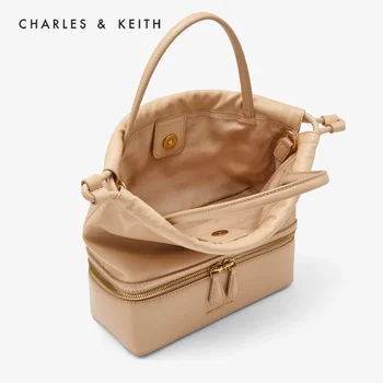CHARLES＆KEITH Naują Atvykimo Vasarą 2020 CK2-50270430Women pečių maišą Susiuvimo medžiagos grandinės ranka maišo