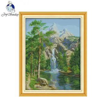 Džiaugsmas sekmadienį vaizdingas stilius Aukštų kalnų ir teka vanduo populiarus kryželiu rinkinys, skirtas namų papuošalas