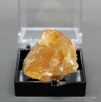 Retųjų Gamtos Scheelite mineralinių pavyzdys kristalų egzempliorių akmenys ir kristalai kvarco kristalai crystal Healing