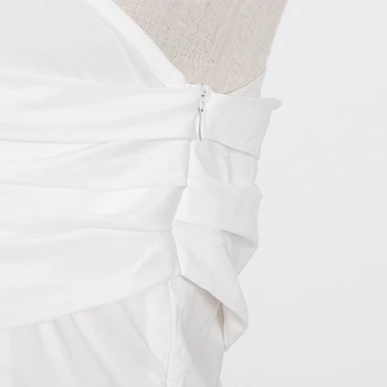 TWOTWINSTYLE Balta Nesimetriškas Marškinėliai Moterims Nerijos Apykakle ilgomis Rankovėmis Vieną Petį Aukšto Juosmens Elegantiška Palaidinė Moteriška Mada