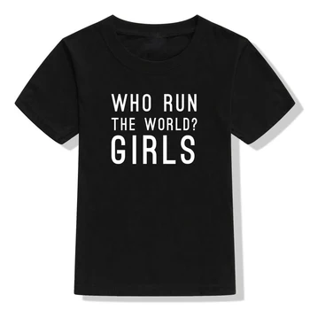 Kas Valdo Pasaulį Mergaičių, Kūdikių Vaikams Laisvalaikio Viršūnės T-Shirt Mergina Galia Marškinėliai Feminizmo Marškinėliai Juokingas Vasaros Trumpas Rankovės Marškinėliai