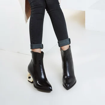 Moterų Kulkšnies Trumpi batai Smailianosiai aukštakulniai bateliai moterims Rudens žiemos naujas tuščiaviduriai kulno įkrovos Plika batai Moterų 2020 M. Plius Dydis