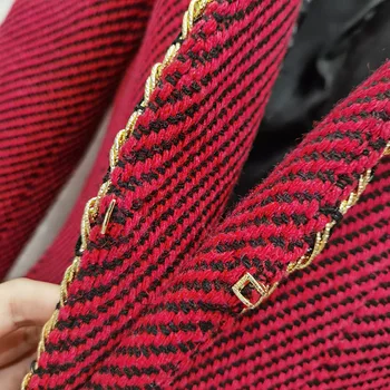 Naujas Europos ir Amerikos grynasis raudona kilnus megztinis kailis grandinės apdaila ruoželiniu vilnonių mygtuką kailis gali pritaikyti didelis dydis