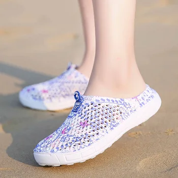 Vasarinės šlepetės moterims atsitiktinis Batų Kvėpuojantis paplūdimio sandalai valentino paslysti ant flip flops batų namų batai moterims Zapatos feminino