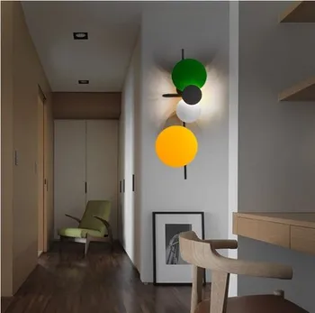 Šiaurės modernus minimalistinis gyvenamojo kambario sienos šviesiai eilėje žibintai kūrybinė asmenybė miegamasis led sieniniai šviestuvai