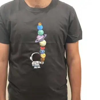 2020 metų Vasaros Karšto pardavimo Vyrai Animacinių filmų Astronautas Ir Planetos Spausdinti Tee marškinėliai atsitiktinis punk juokinga T-shirt Vyrai Moterys T-shirt.