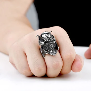 GARO MAKAISENKI Zaruba Kaukolės Žiedas Dviratininkas Kietas Titano Plieno Punk, Gothic Žiedas Japonijoje Populiarus Vyrų Retro Papuošalai Lašas Laivybos