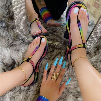 Mados seksualus, patogus romos spalvos deimantai Sagtis butas Moterų sandalai 2021 m. vasaros naują stilių išskaptuotas plius dydžio basutės