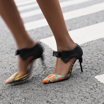 Žemos kainos Moterų sandalai vasarą batai plius dydis 22-28cm super aukštas kulnas 9cm tuščiaviduriai sandalai Serpentine modelio moteriški batai