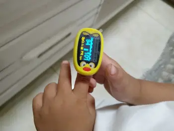 Kūdikio Pirštą Pulse Oximeter Vaikų SpO2-Kraujo Deguonies Įsotinimo Metrų Kūdikių Naujagimių, Vaikų, Vaikams, USB Įkrovimo 2 Spalvos