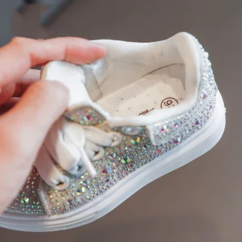 Merginos batai 2021 m. pavasarį naujas korėjiečių Princesė vaikus Mergina, ryškiai kalnų krištolas sportiniai bateliai Butas Kniedės Merginos Sneaker Kūdikių D12223