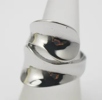Pasirinktinis Nerūdijančio Plieno Papuošalai Piršto Žiedą Iškėlė Krašto Vidurio Tuščiaviduriai Blizgus Sidabro Spalvos Roll Žiedas Moterims