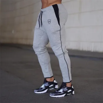 2020 naujas streetwear atsitiktinis kelnės jogger salėse vyriškos sportinės aprangos mados medvilnės kultūrizmo vyrų drabužiai