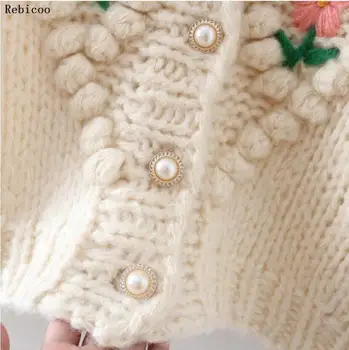 Kilimo Ir Tūpimo Tako 2020 M. Aukštos Kokybės Woemn Žiemą Siuvinėti Gėlių Cardigan Megztinis Outwear Mezgimo Outwear Drabužius Kalėdų Prabanga Saldus