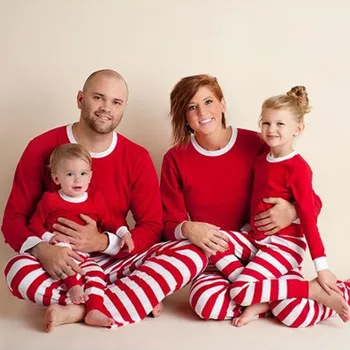 Šeimos Atitikimo Komplektus 2019 Šeimos Kalėdų juostele Pižama Motina Dukra Drabužius Tėvas Sūnų Mama Naujųjų Metų Šeimos drabužių Rinkiniai