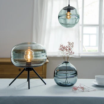 Šiuolaikinės asmenybės stiklo kamuolys, trikojis stalas lempos kambarį miegamojo lovos viešbučio kambaryje, restoranas, dekoratyvinis stalo lempas